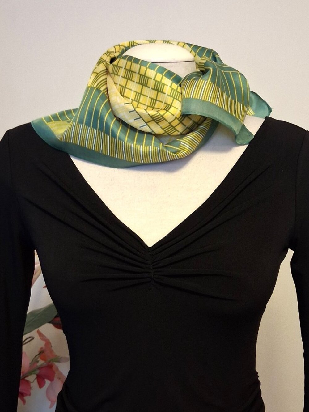 Vintage Silk Square Scarf Medium Hand Rolled Hem Rare Luxury Neck Wrap